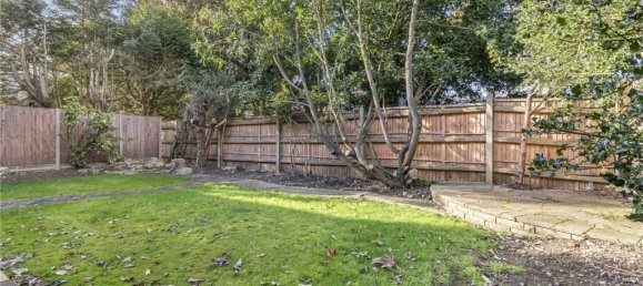 4 bedrooms House in Cockfosters, United Kingdom No. 6614 28