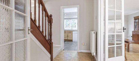 4 bedrooms House in Cockfosters, United Kingdom No. 6614 5