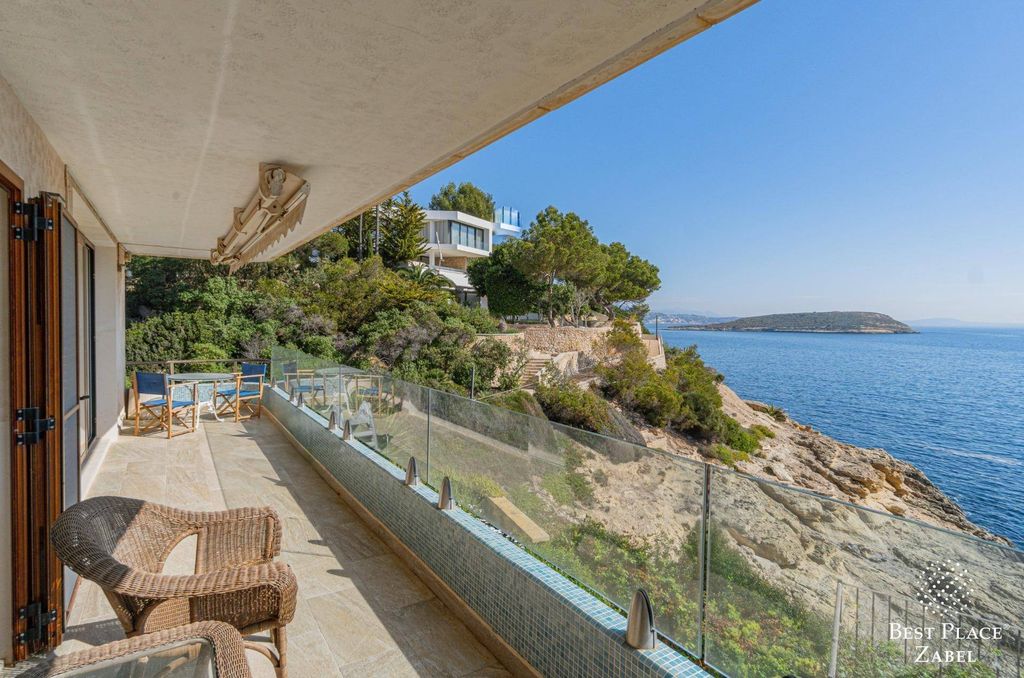3 bedrooms Apartment in Cala Vinyes, Spain No. 242079