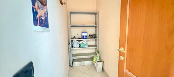 2 rooms Apartment in Trentola Ducenta, Italy No. 273697 6