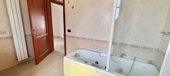 2 rooms Apartment in Trentola Ducenta, Italy No. 273697 10