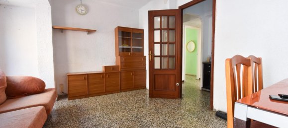 Apartamento de 4 dormitorios en Torrent, Spain No. 140947 8