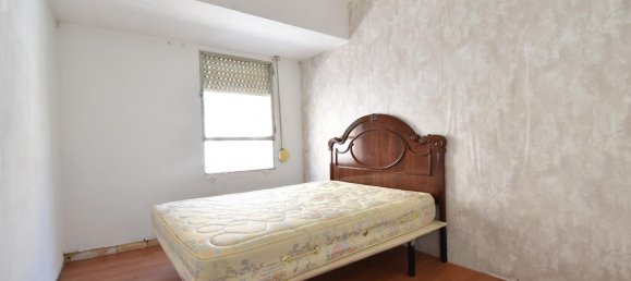 Apartamento de 4 dormitorios en Torrent, Spain No. 140947 11