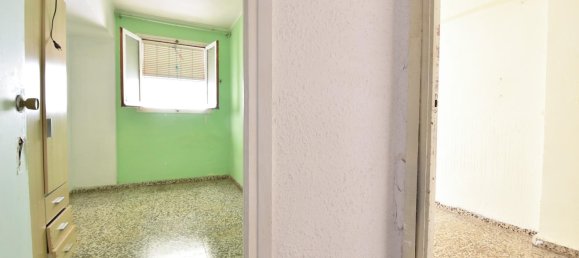 Apartamento de 4 dormitorios en Torrent, Spain No. 140947 17