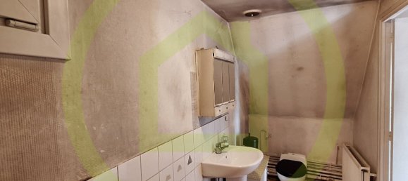 165m² Building in Solesmes, France No. 44852 8