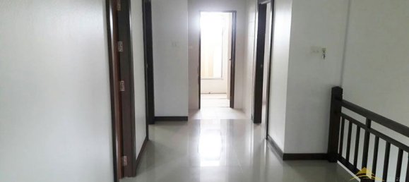 Café/restaurante de 5 dormitorios en Pattaya, Thailand No. 999 11