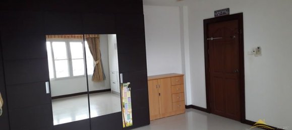 Café/restaurante de 5 dormitorios en Pattaya, Thailand No. 999 12