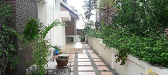 Café/restaurante de 5 dormitorios en Pattaya, Thailand No. 999 3