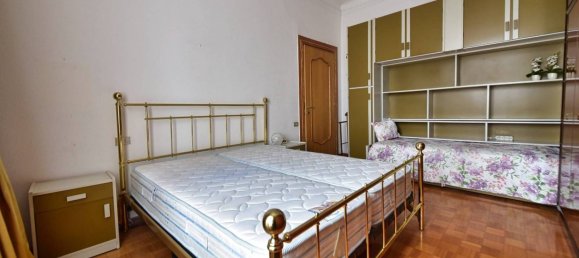 1 bedroom Apartment in Milan, Italy No. 352163 9