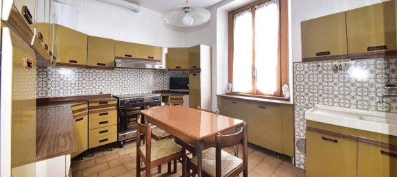 1 bedroom Apartment in Milan, Italy No. 352163 2