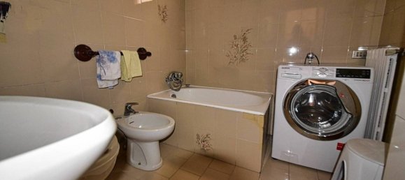 1 bedroom Apartment in Milan, Italy No. 352163 12