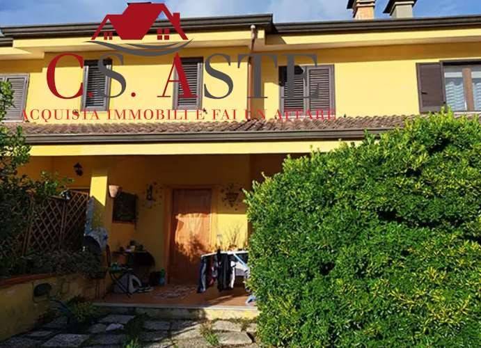 3 bedrooms House in Cervaro, Italy No. 293177