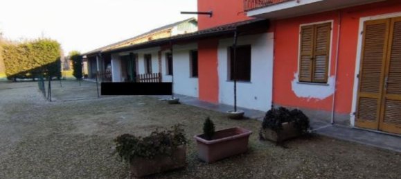 5 rooms House in San Giorgio di Lomellina, Italy No. 105637 3