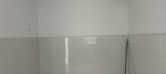 203m² Commercial property in Madrid, Spain No. 22302 21