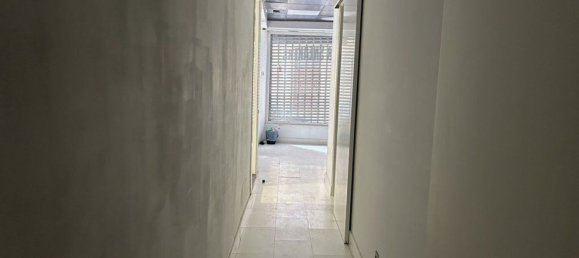 203m² Commercial property in Madrid, Spain No. 22302 16