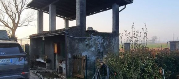 6 bedrooms House in Rottofreno, Italy No. 325268 16