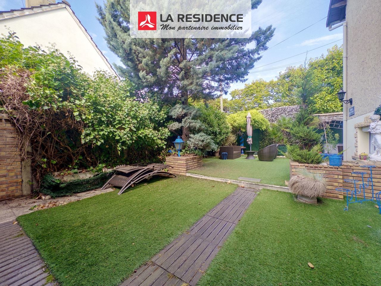 3 bedrooms House in Poissy, France No. 178024