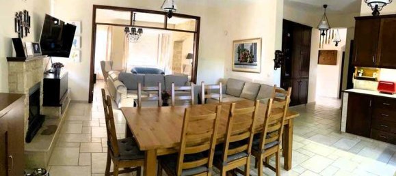 7 bedrooms House in Episkopi, Cyprus No. 6258 12