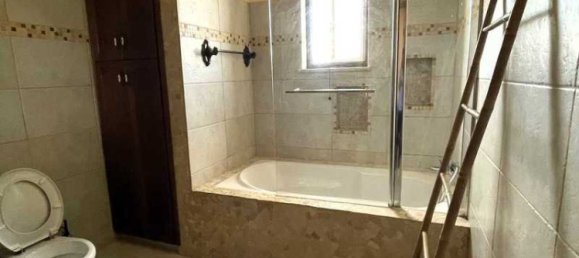 7 bedrooms House in Episkopi, Cyprus No. 6258 5