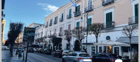 Apartamento T4 em Torre Annunziata, Italy N.º 329271 23