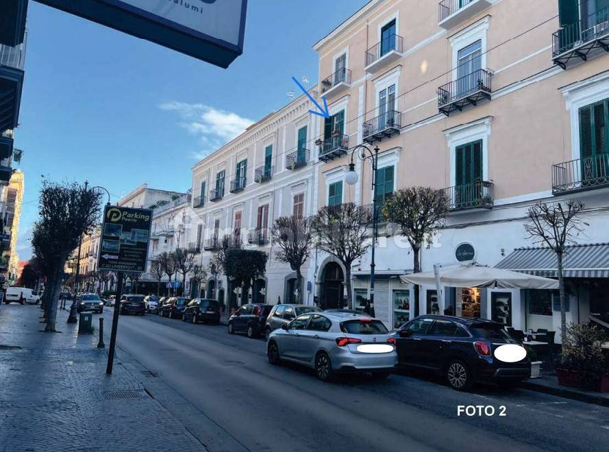 Apartamento T4 em Torre Annunziata, Italy N.º 329271