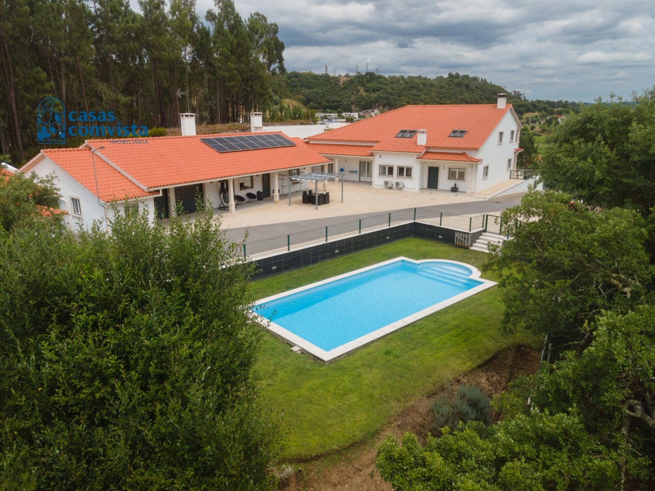 5 bedrooms Villa in Ourem, Portugal No. 131266