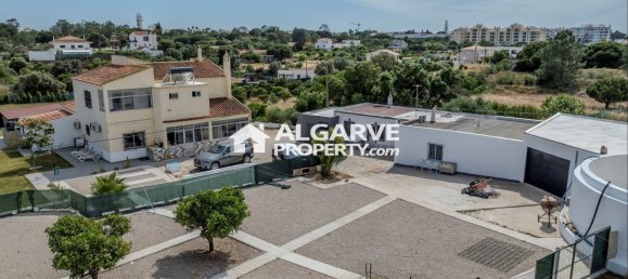 5 Schlafzimmer Villa in Quarteira, Portugal, Nr. 268263 46