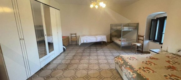 3 rooms House in Vico del Gargano, Italy No. 18476 3