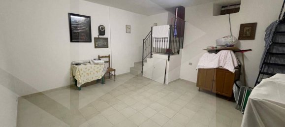 3 rooms House in Vico del Gargano, Italy No. 18476 8