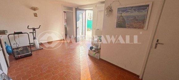 2 Schlafzimmer Haus in Pordenone, Italy, Nr. 19759 17