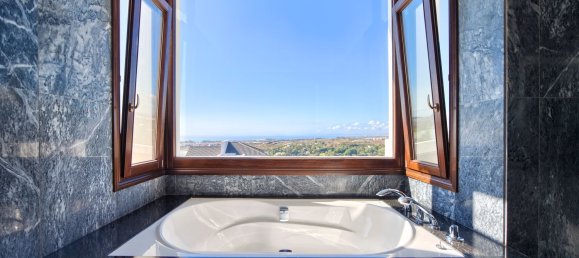 5 bedrooms House in Malaga, Spain No. 21060 23