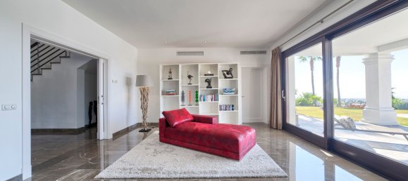 5 bedrooms House in Malaga, Spain No. 21060 29