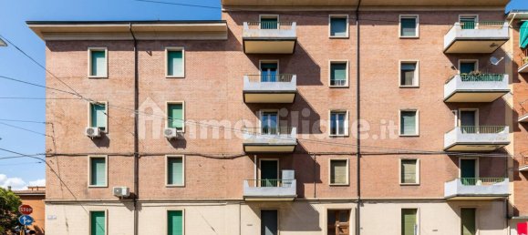 3 غرف نوم شقة في Bologna, Italy رقم 345918 2