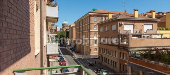 3 غرف نوم شقة في Bologna, Italy رقم 345918 10