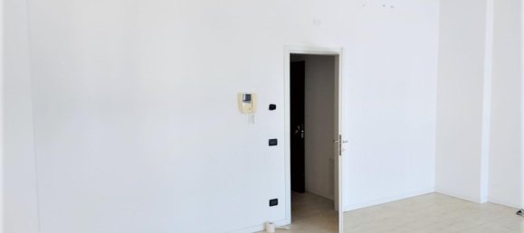 2 rooms Office in Gorizia, Italy No. 137110 21
