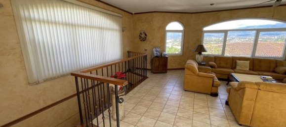 4 bedrooms House in Santa Ana, Costa Rica No. 1000 4