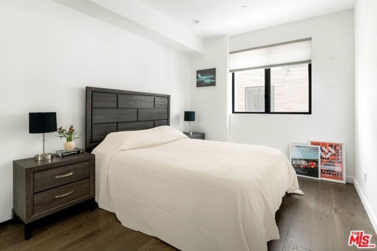 Casa de 3 dormitorios en Los Angeles, USA No. 435252