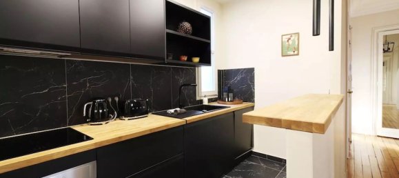 3 bedrooms Apartment in Paris, France No. 178072 6