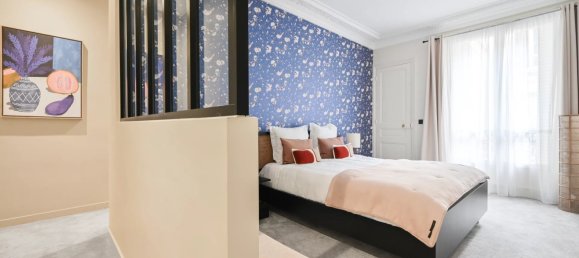 3 bedrooms Apartment in Paris, France No. 178072 2