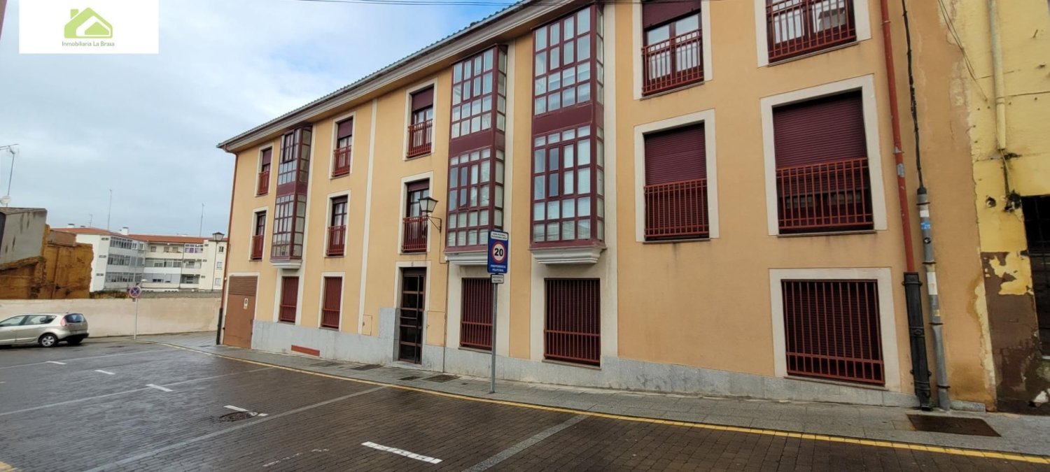 Квартира с 3 спальнями в Самора, Испания № 94225