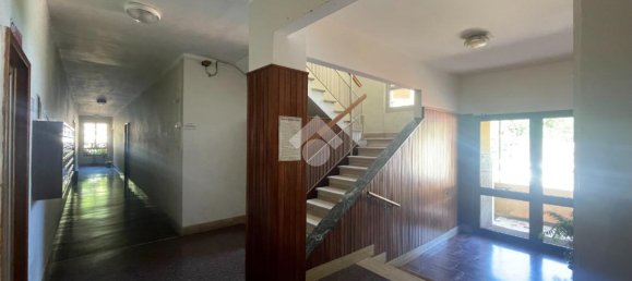 2-salle Appartement à Genoa, Italy No. 121724 10