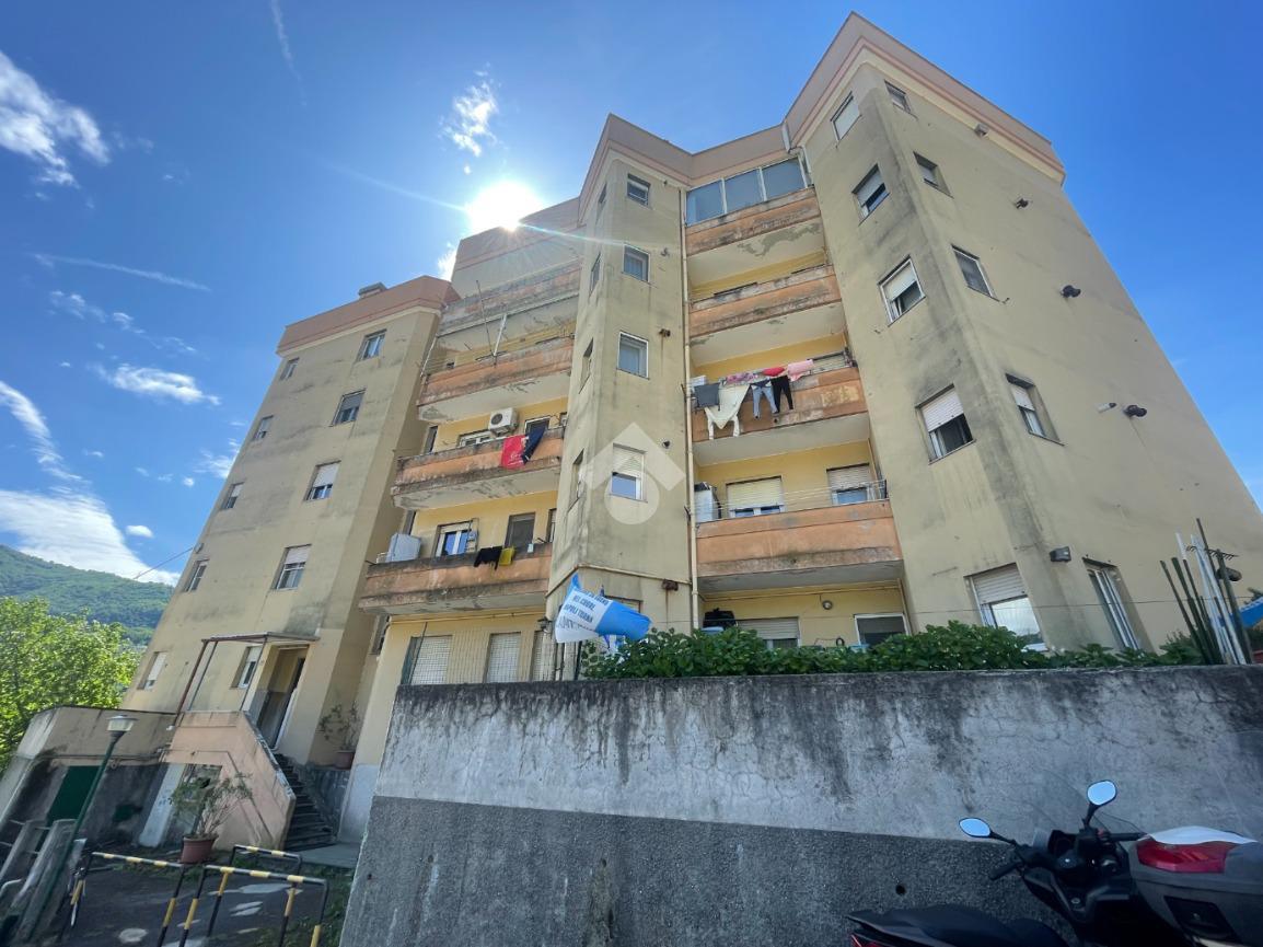 2-salle Appartement à Genoa, Italy No. 121724