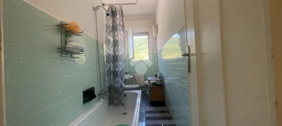 2-salle Appartement à Genoa, Italy No. 121724 8