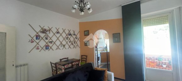2-salle Appartement à Genoa, Italy No. 121724 17