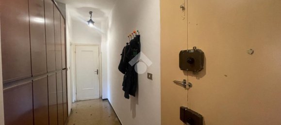 2-salle Appartement à Genoa, Italy No. 121724 15