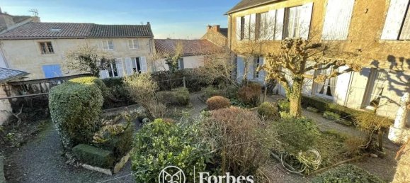 3 bedrooms House in Deux-Sevres, France No. 296077 3