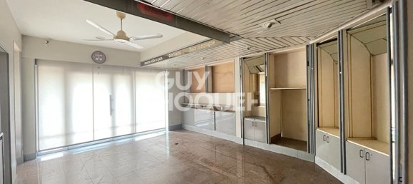 3 Schlafzimmer Haus in Saint-Doulchard, France, Nr. 93410 4