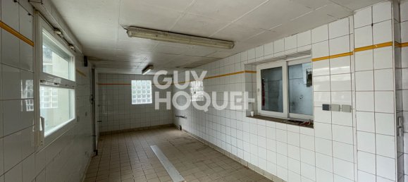 3 Schlafzimmer Haus in Saint-Doulchard, France, Nr. 93410 5