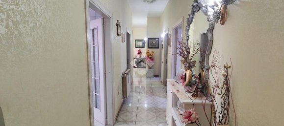 7 rooms Villa in Pomigliano d'Arco, Italy No. 154160 18