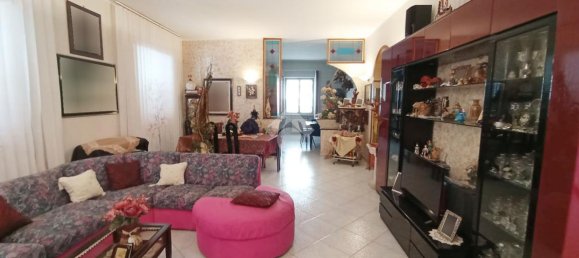7 rooms Villa in Pomigliano d'Arco, Italy No. 154160 36